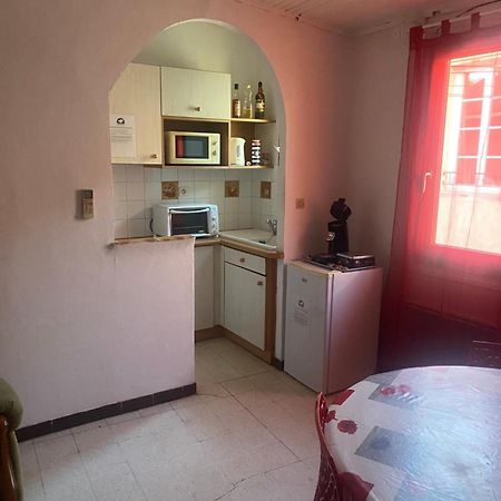Maison De Ville Proche Mer, En Camargue Sur Le Chemin De Saint Jacques De Compostelle, Clim Reversible 보베르 외부 사진